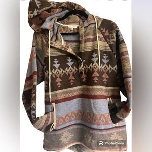 Aztec pull over - White Birch